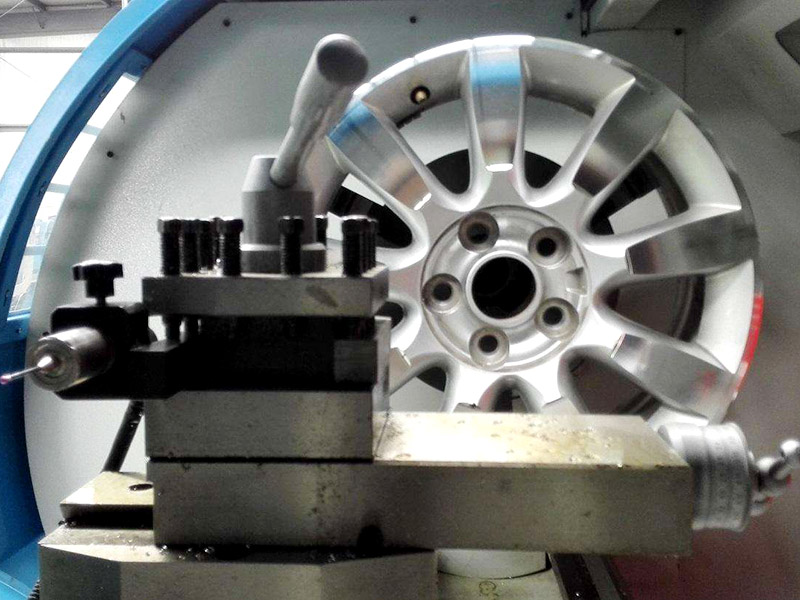 車床車槽都是一次加工到底的嗎？